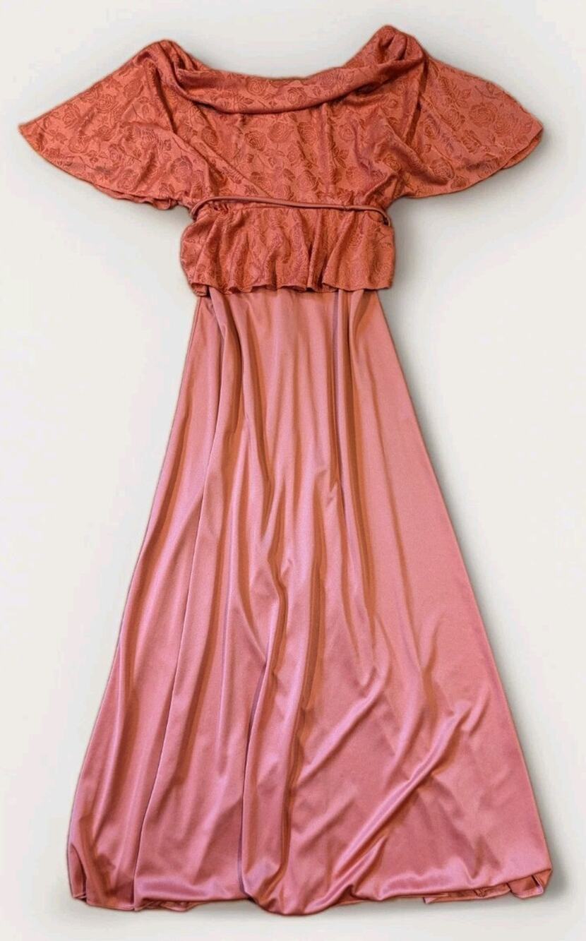 Vintage 70s ILGWU Formal Maxi Dress Womens 7/8 Rose Jacquard Cape Peplum